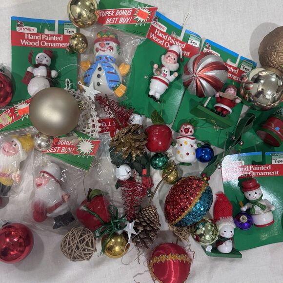 Vintage 1980s Christmas Ornaments Bundle - Picture 5 of 5